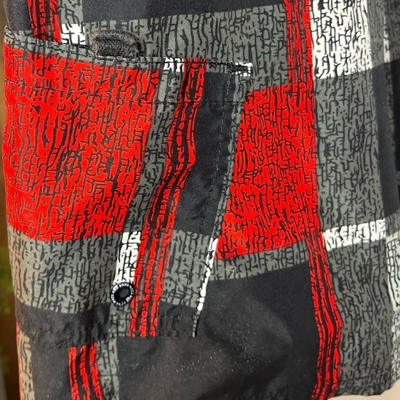 Maui and sons swim shorts 14 - Picture 8 of 10